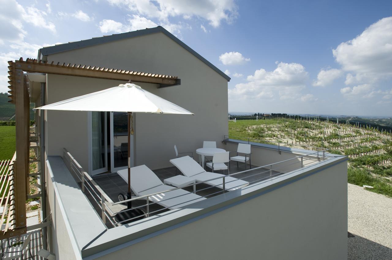 Casa Nelle Vigne Castiglione Tinella Exterior foto